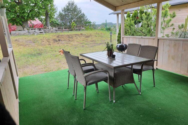 Comfortable Bungalow With A Covered Terrace, For 6 People, Miedzyzdroje Exterior foto