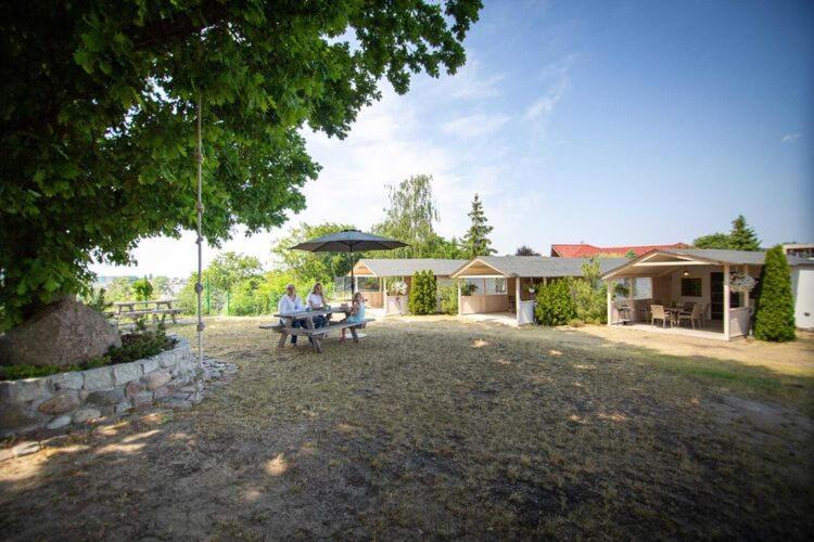 Comfortable Bungalow With A Covered Terrace, For 6 People, Miedzyzdroje Exterior foto